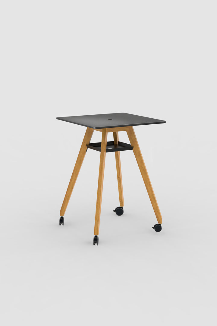 Square meeting table on <tc>Castors</tc> Create and Debate