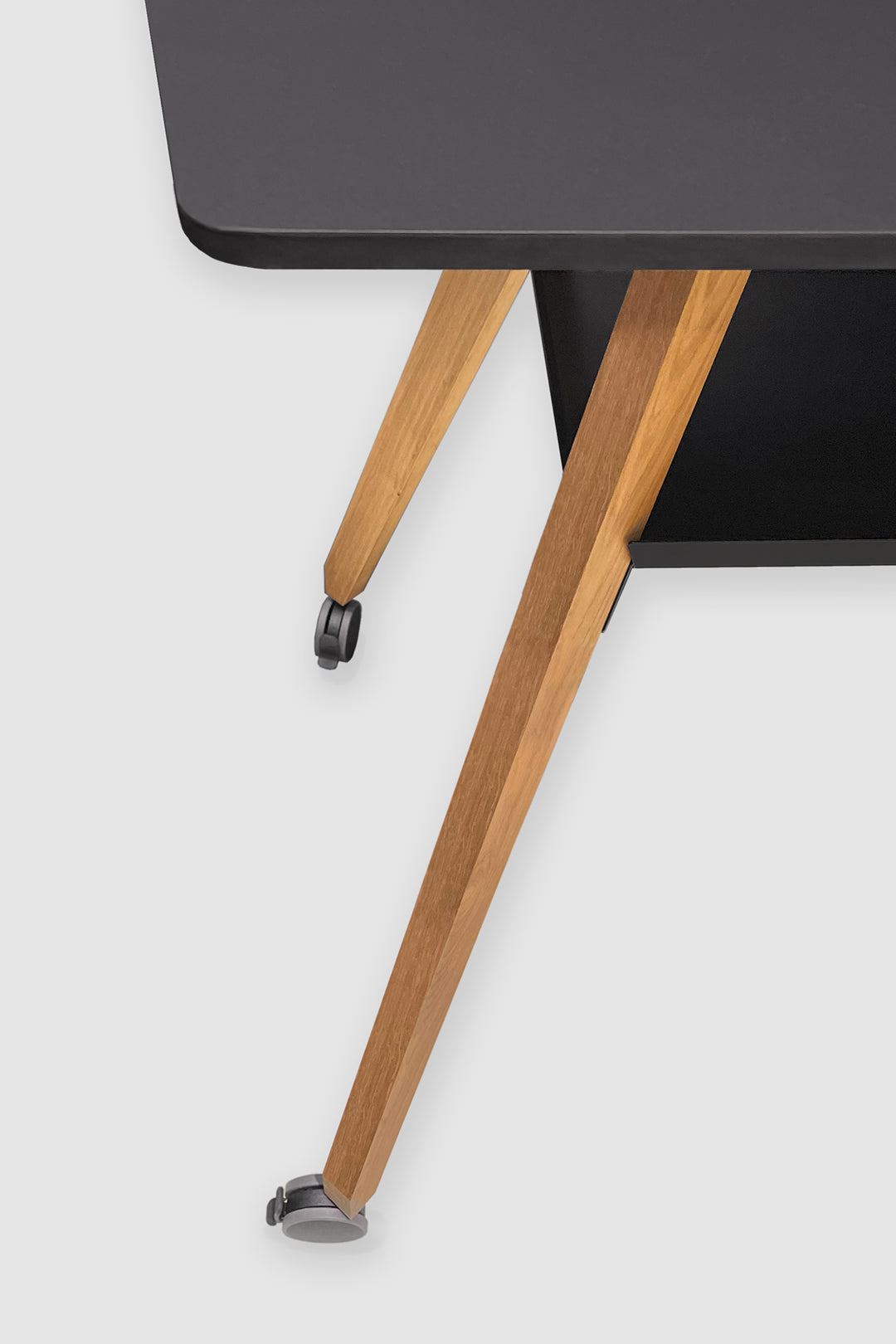 Rectangular meeting table on <tc>Castors</tc> Create and Debate