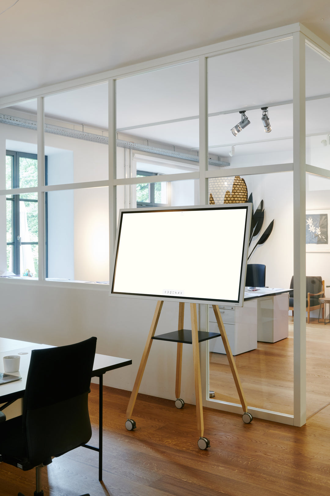 Standfuß Flip It kompatibel mit Samsung Flip 55" und 65"