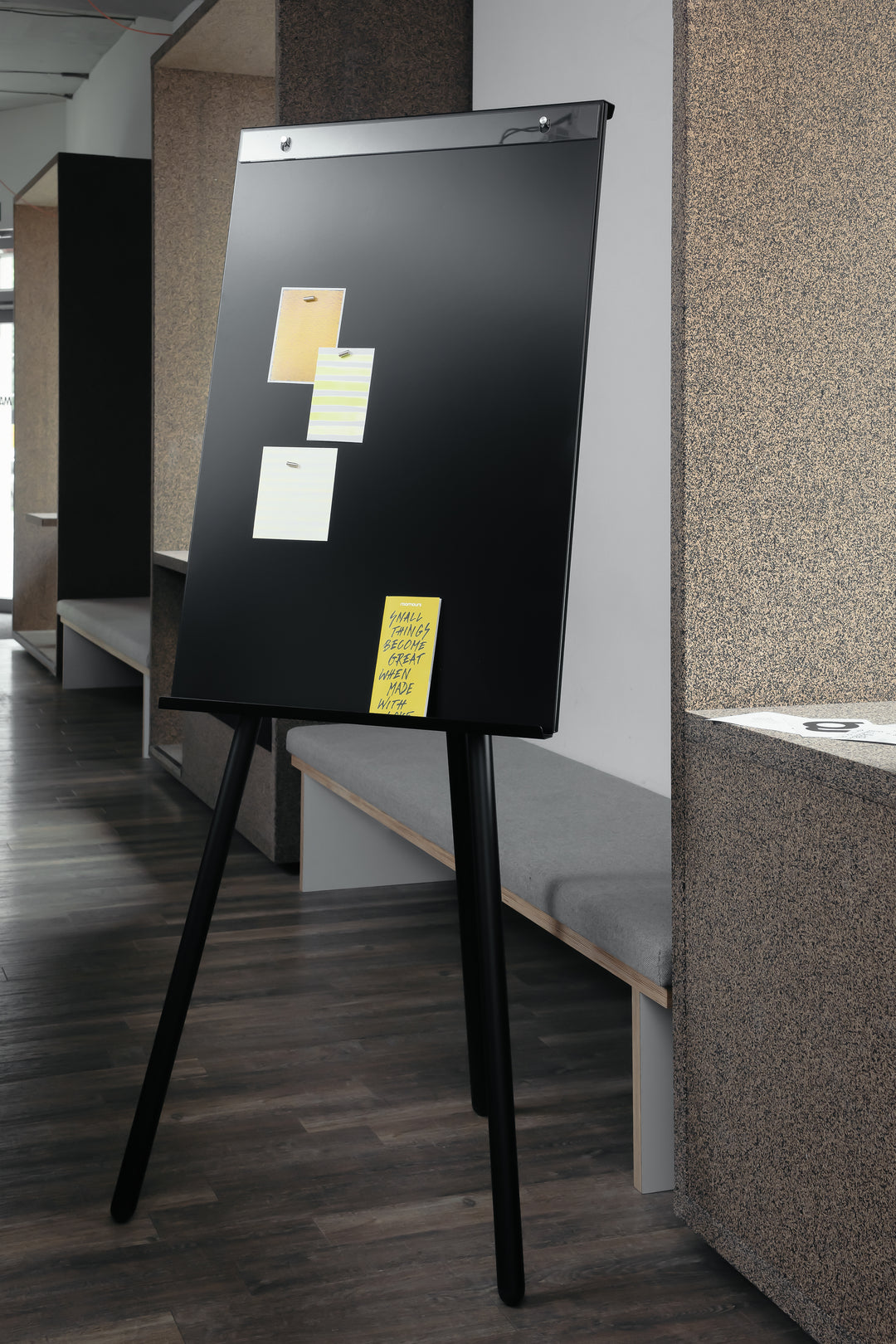 Klappbares Flipchart Foldable, Alu - roomours.de